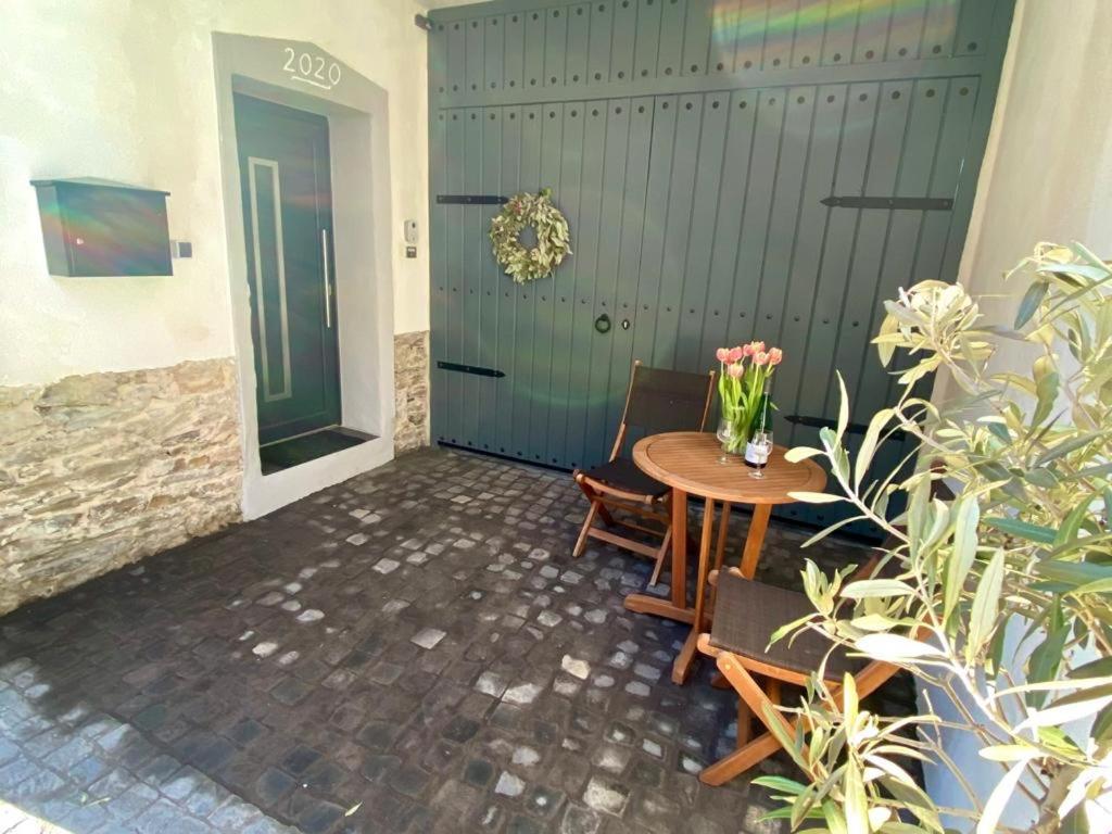 Ferienwohnung Zur Alten Schmiede Winningen Exterior photo
